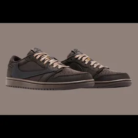 Travis-Scott-Air-Jordan-1-Low-OG-Velvet-Brown-1