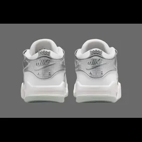 Air-Jordan-4-RM-Chrome-HV5972-101-4