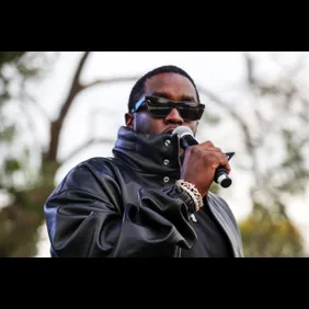 Sean "Diddy" Combs Fulfills $1 Million Pledge To Howard University At Howard Homecoming – Yardfest