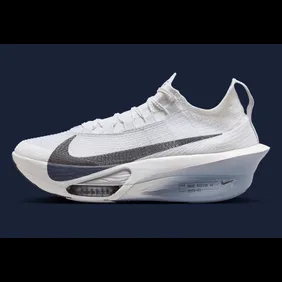 Nike-Alphafly-3-Gridiron-FD8311-101-1