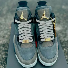 Air-Jordan-4-Houston-Cougars-PE-2025-Top-View