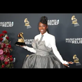 Entertainment: 2025 Grammy Awards - Arrivals and Press Room