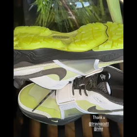 Travis-Scott-Nike-Zoom-Field-Jaxx-Limelight-2025