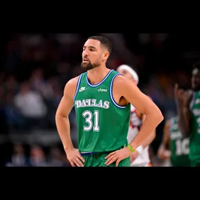 NBA: Phoenix Suns at Dallas Mavericks