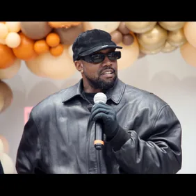 The Los Angeles Mission's Annual Thanksgiving Event