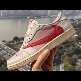 travis-scott-air-jordan-1-low-og-sail-tropical-pink-iq7604-101