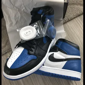 air-jordan-1-homage-to-home-royal-board-of-governors