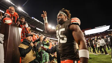 Pittsburgh Steelers v Cleveland Browns