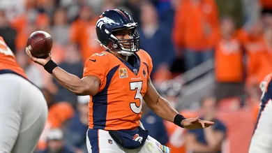 Indianapolis Colts v Denver Broncos