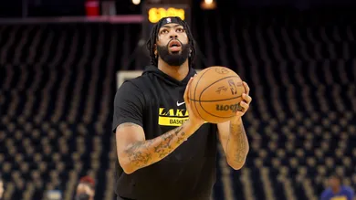 Los Angeles Lakers v Golden State Warriors