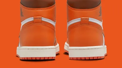 air-jordan-1-high-womens-starfish-do9369-101-heel