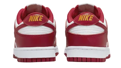 ipad_nike-dunk-low-gym-red-3