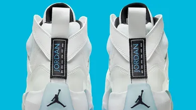 jordan-two-trey-legend-blue-DO1925-104-7