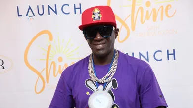 Flavor Flav Goes Off On Spirit Airlines Gate Agent: Watch