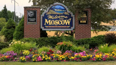 Highway welcome sign for Moscow Idaho