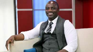 Billy Dee Williams, Christian Slater, And Akon Appear On "The Morning Show"