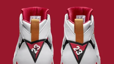 air-jordan-7-cardinal-2022-cu9307-106-heel