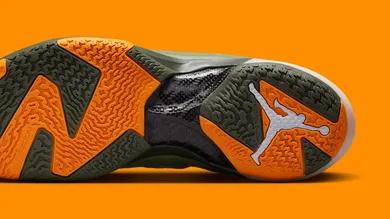 undefeated-air-jordan-37-dv6255-300-outsole