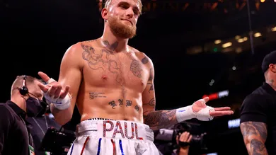 Jake Paul v Tyron Woodley