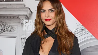 "Cara Loves Karl Paris" : Photocall - Paris Fashion Week - Womenswear Spring/Summer 2023