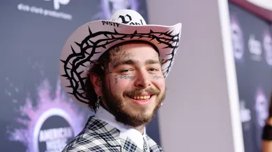 2019 American Music Awards - Red Carpet