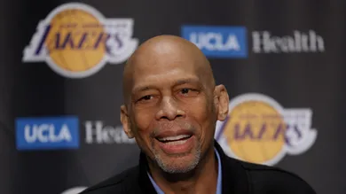 Milwaukee Bucks v Los Angeles Lakers