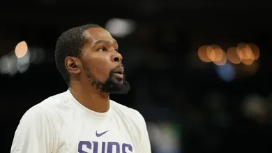 Phoenix Suns v Milwaukee Bucks