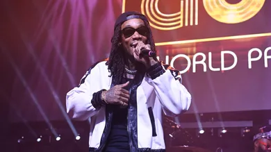 "Spinning Gold" Premiere - Show