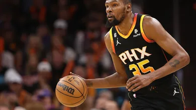 Los Angeles Clippers v Phoenix Suns - Game One