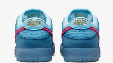 Run-The-Jewels-Nike-SB-Dunk-Low-DO9404-400-5