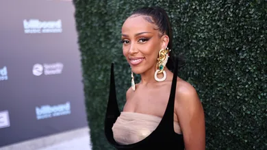 2022 Billboard Music Awards - Red Carpet