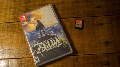 A box and a cartridge of the Nintendo Switch video game 'The