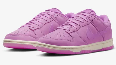 Nike-Dunk-Low-Pink-DV7415-500-4