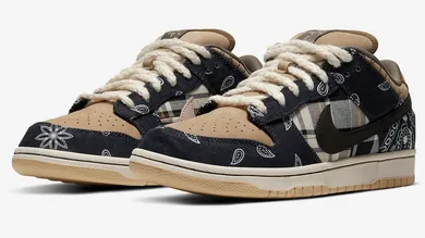 Travis-Scott-Nike-SB-Dunk-Low-2023-Restock-CT5053-001-4