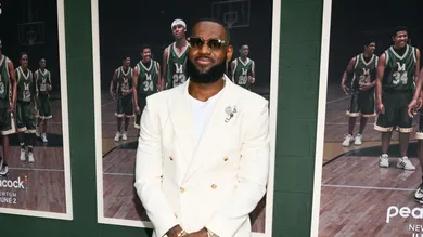 "Shooting Stars" Premiere - Red Carpet