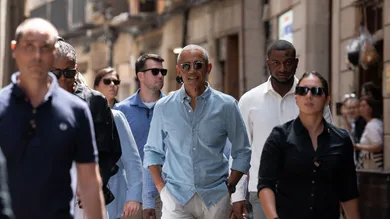 Obama Strolls Through Barcelona