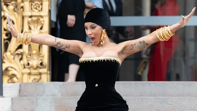 Schiaparelli : Outside Arrivals - Paris Fashion Week - Haute Couture Fall/Winter 2023/2024