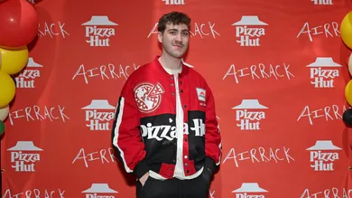 Pizza Hut And Airrack Break GUINNESS WORLD RECORDS™ Title For World’s Largest Pizza To Launch The Big New Yorker