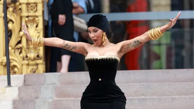 Schiaparelli : Outside Arrivals - Paris Fashion Week - Haute Couture Fall/Winter 2023/2024