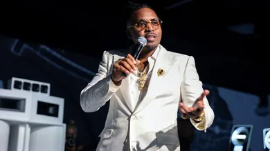 Nas &amp; Hennessy Hip-Hop's 50th Anniversary Limited Edition Bottle Celebration