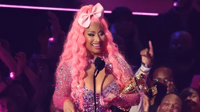 Nicki Minaj Thanks Barbz Endless Fashion