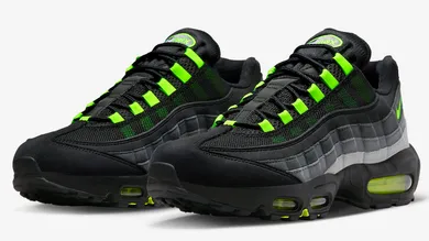 Nike-Air-Max-95-Black-Neon-FV4710-001-4