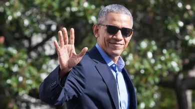 President Obama Departs White House En Route To Florida To Campaign For Hillary Clinton