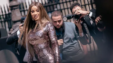 Street Style - Paris Fashion Week - Haute Couture Fall/Winter 2023/2024 - Day Four