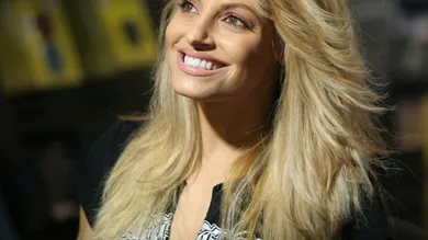 WWE Wrestlers Trish Stratus and Kurt Angle Sign Their DVD at HMV in Dublin - November 20, 2005