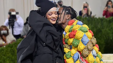 TOPSHOT-US-ENTERTAINMENT-FASHION-METGALA-CELEBRITY-MUSEUM-PEOPLE