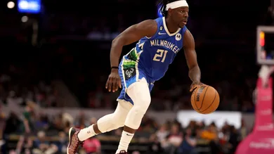 Milwaukee Bucks v Washington Wizards