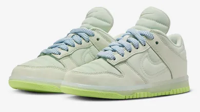 Nike-Dunk-Low-GS-Padded-Tongue-FB7700-001-4