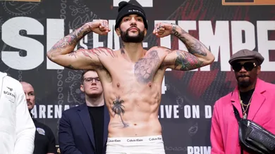 KSI v FaZe Temperrr - Weigh In - BOXPARK Wembley