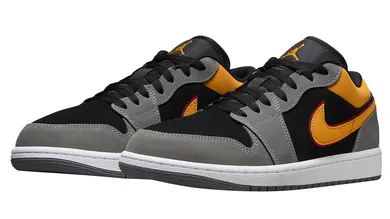 ipad_air-jordan-1-low-black-vivid-orange-0